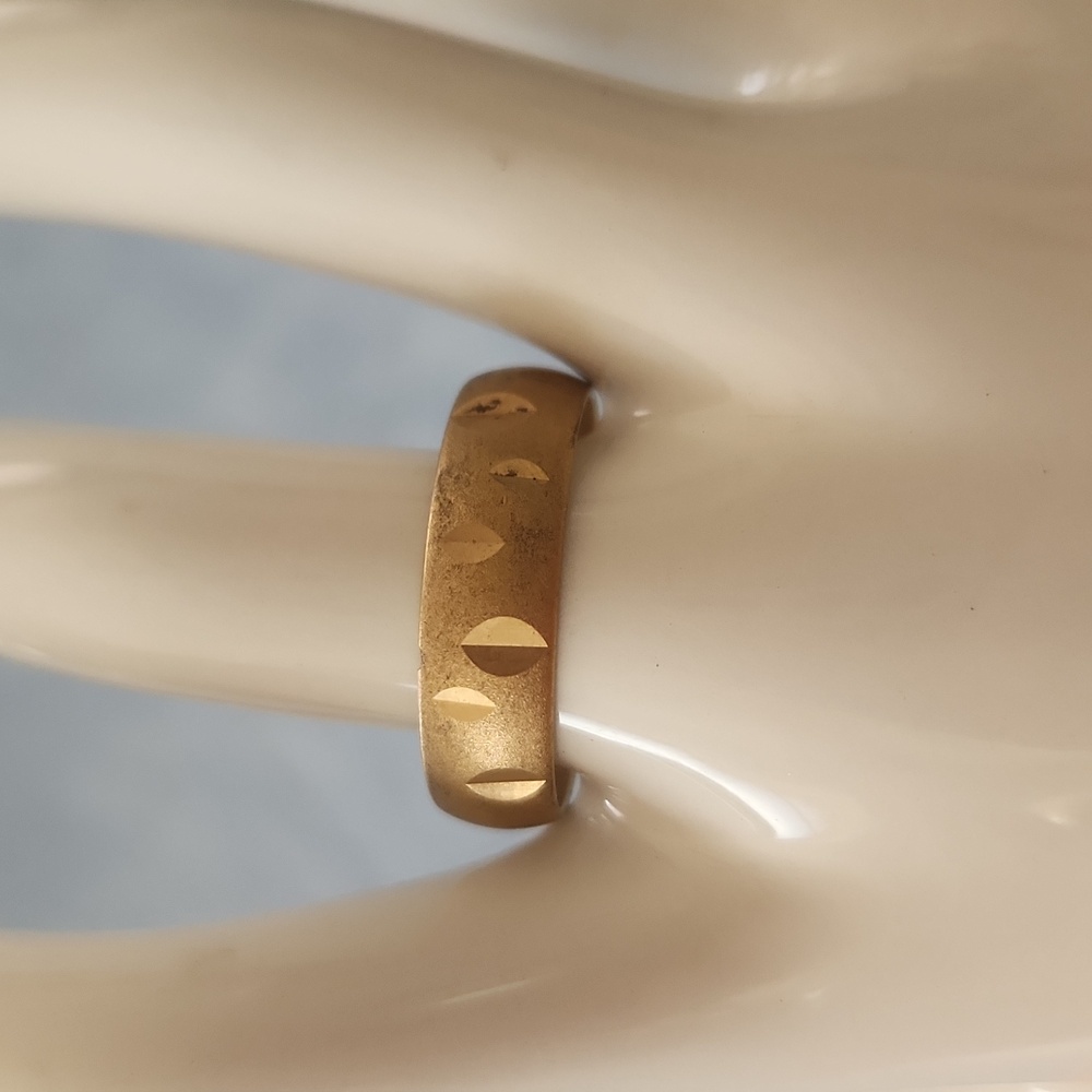 Vintage Bright Goldtone Band